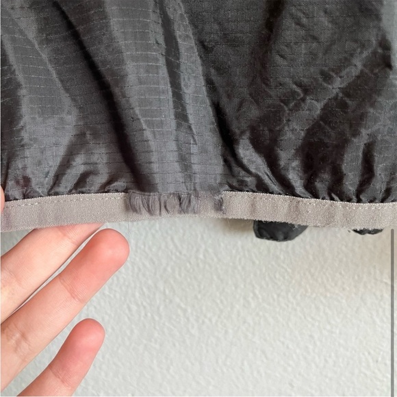 Nike Men’s Medium Black And Yellow Zip Up Windbreaker - Picture 4 of 4